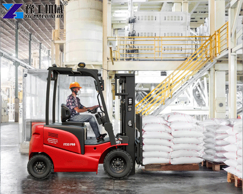 electric warehouse forklift