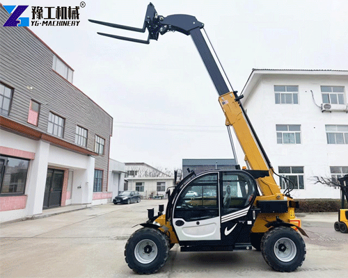 telehandler forklift handling pallets outdoors