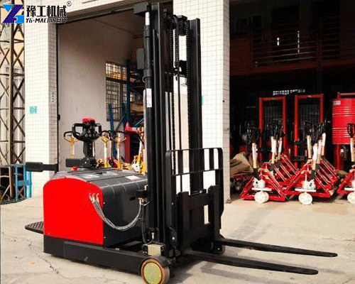 automatic pallet stacker operating in warehouse