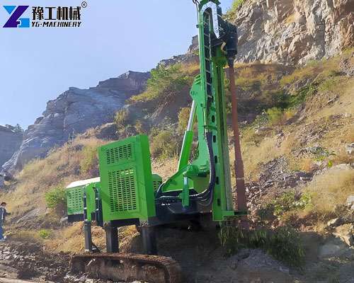 crawler solar pile driver for rough terrain and steep slopes
