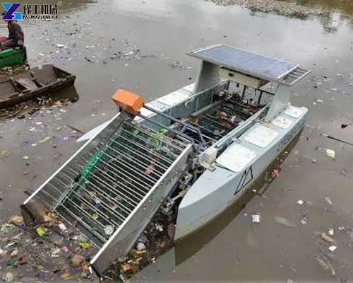 water surface cleaning boat